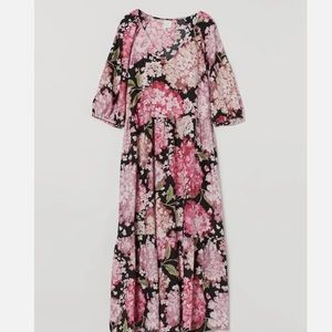 H&M puff sleeve floral dress runs big fits size s m L